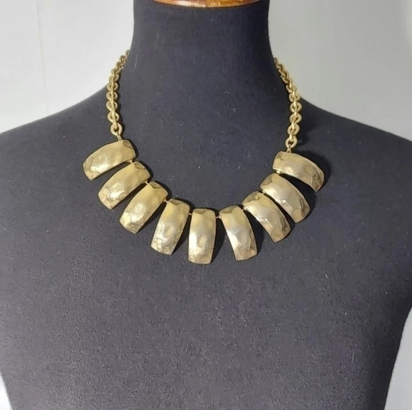 Hammered Gold Plates on‎  a link chain with Lobster claw choker - Picture 1 of 10